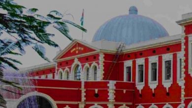 Photo of ब्लैक फंग पर हाईकोर्ट सख्त, पूछा- सरकार के पास पैसे नहीं तो क्या लोग जमीन बेचकर कराएंगे इलाज