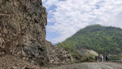 Photo of रुद्रप्रयाग :  बारिश के चलते बदरी-केदार हाईवे पर रहा यातायात बाधित