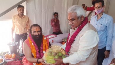 Photo of गुरु पूर्णिमा पर भाजपा प्रदेश अध्यक्ष मदन कौशिक ने लिया श्रीमहंत रविंद्रपुरी से आशीर्वाद