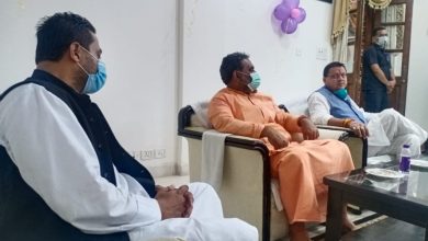 Photo of सीएम से की शिष्टाचार भेंट