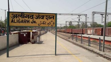 Photo of UP: फिर शुरू हुई शहरों का नाम बदलने की कवायद! अब अलीगढ़ होगा ‘हरिगढ़’ और मैनपुरी का नाम होगा ‘मयन नगर’ !