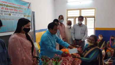 Photo of स्वास्थ्य मंत्री धन सिंह रावत ने किया वेक्सीनेशन सेंटर का निरीक्षण